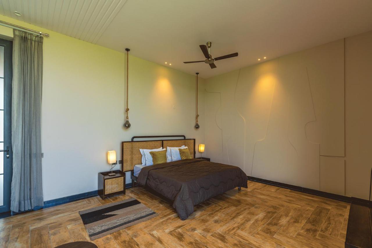 Stayvista'S Anantam - Luxury 4Br Villa With Huge Swimming Pool In Delhi New Delhi Exteriör bild