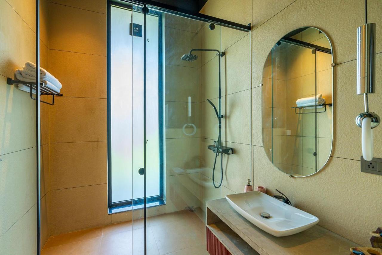Stayvista'S Anantam - Luxury 4Br Villa With Huge Swimming Pool In Delhi New Delhi Exteriör bild